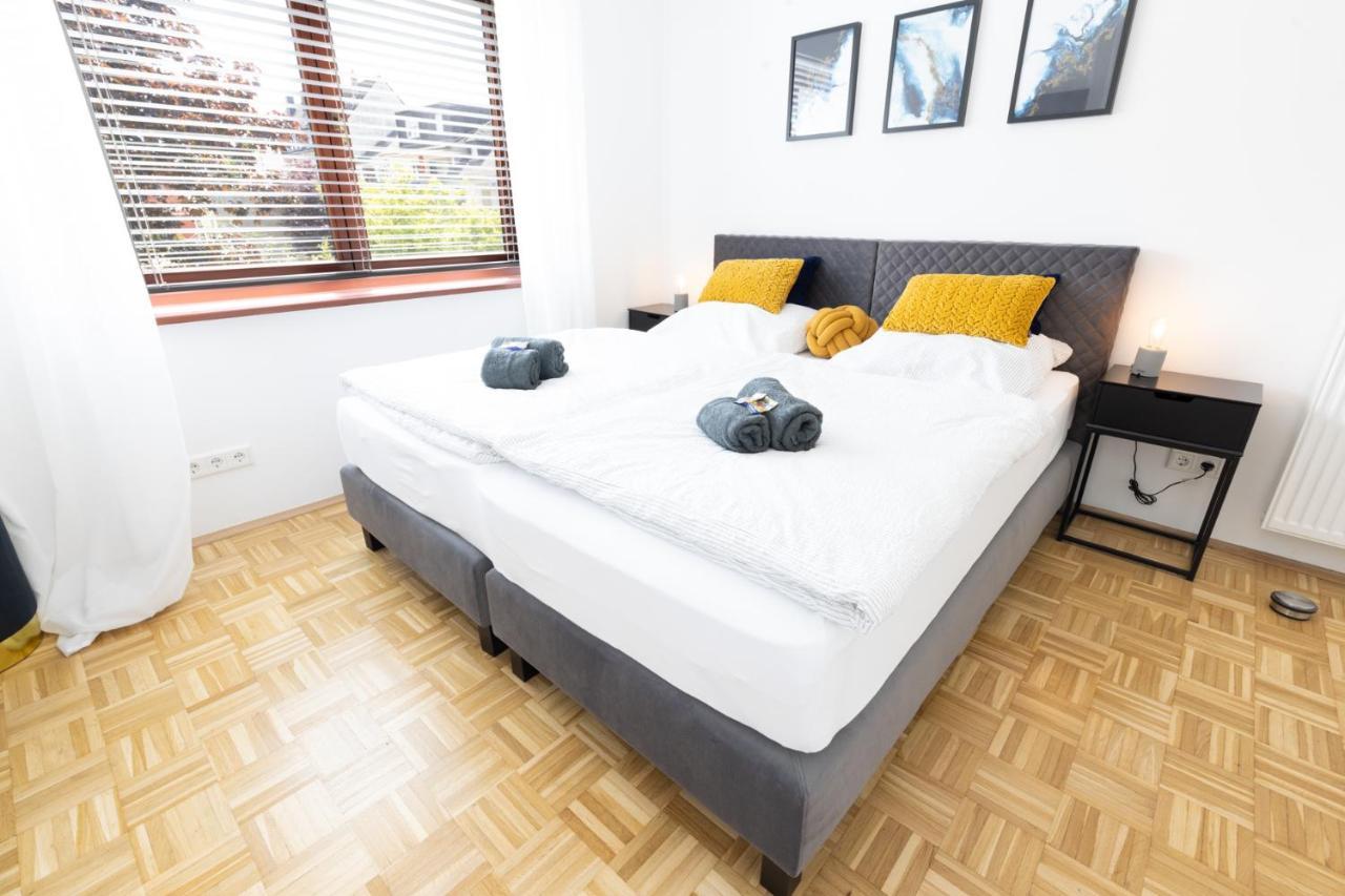 Rhein-Lahn Living - Modernes Design - Balkon Mit Aussicht - Zentrale Lage Nahe Rhein Und Martinsburg Apartment Lahnstein Exterior photo