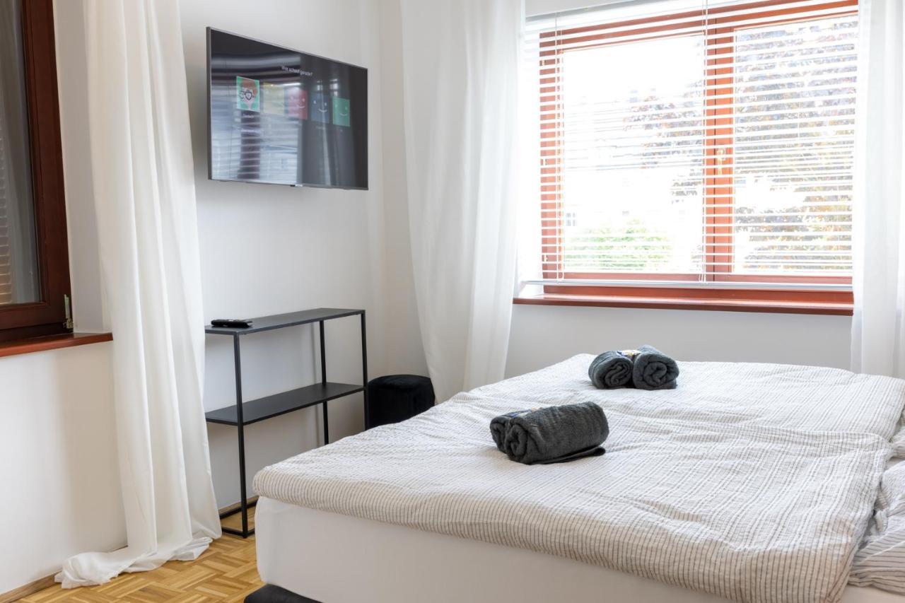 Rhein-Lahn Living - Modernes Design - Balkon Mit Aussicht - Zentrale Lage Nahe Rhein Und Martinsburg Apartment Lahnstein Exterior photo